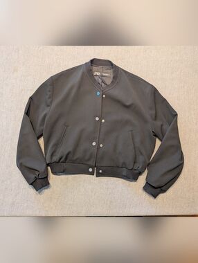 ZARA Women's Black Bomber Jacket Medium Elastic Waist Collarless Snap Closure